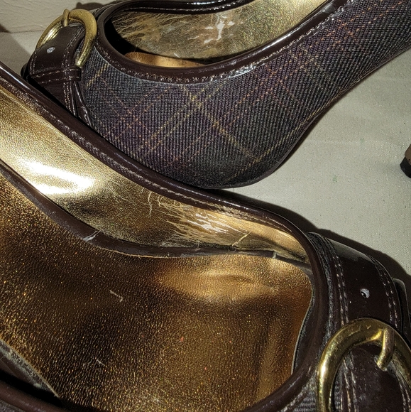 Womens brown plaid heels - Picture 4 of 9